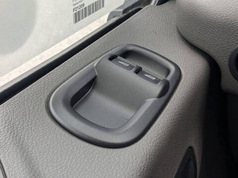 2025 Ford Transit 250