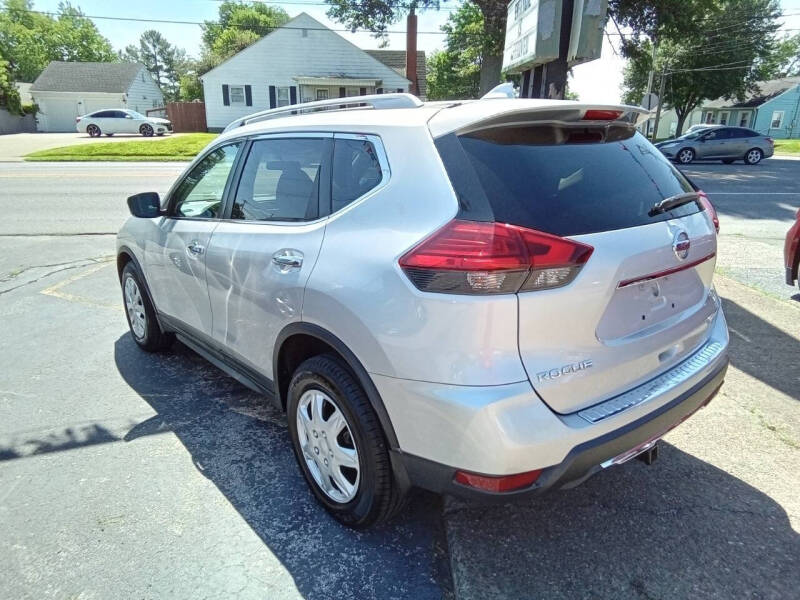 2017 Nissan Rogue SL