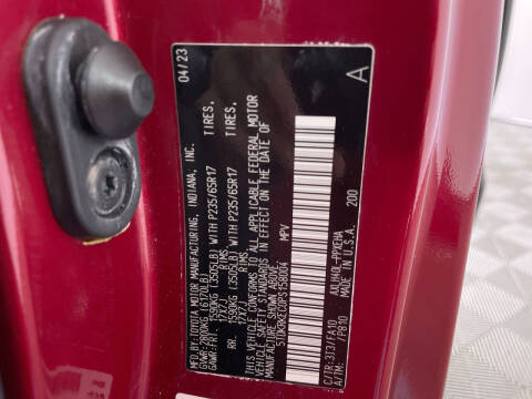 2023 Toyota Sienna LE 8-Passenger