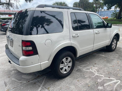 2010 Ford Explorer XLT