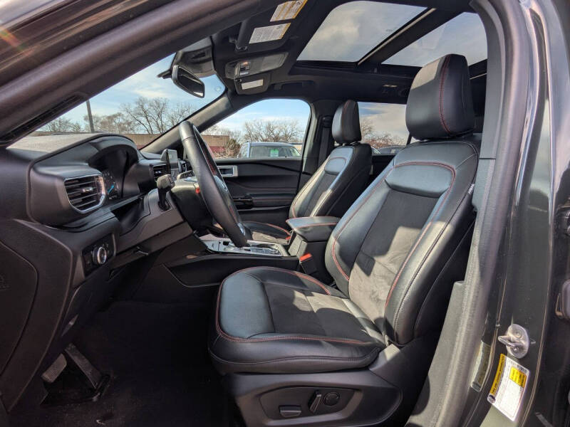 2023 Ford Explorer ST-Line