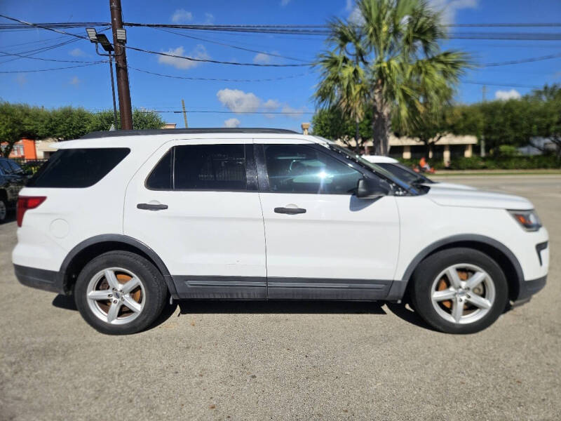 2018 Ford Explorer