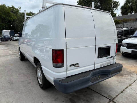 2013 Ford E-Series