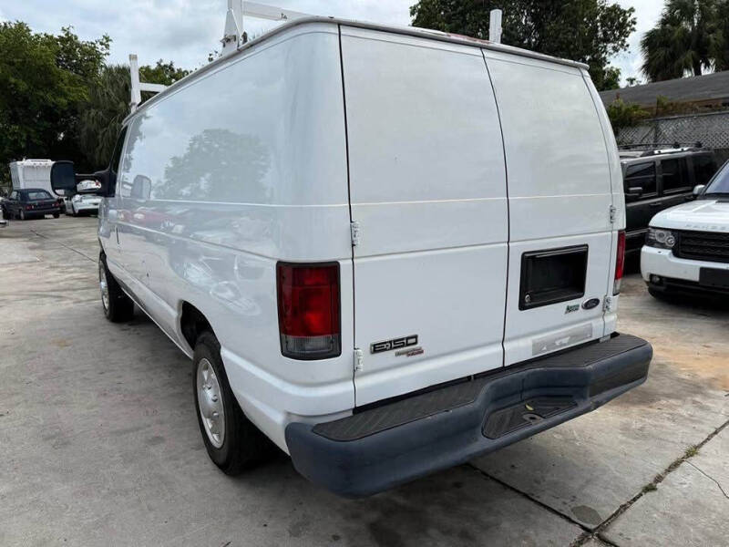 2013 Ford E-Series