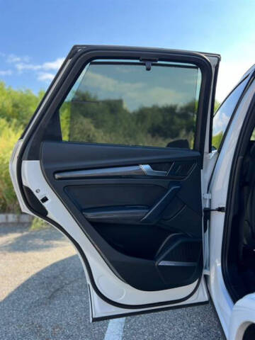 2023 Audi SQ5 3.0T quattro Premium Plus