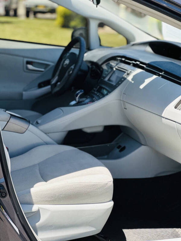2015 Toyota Prius Four