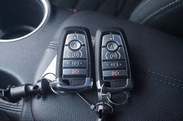 2022 Ford Mustang Mach 1