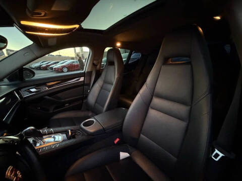 2015 Porsche Panamera