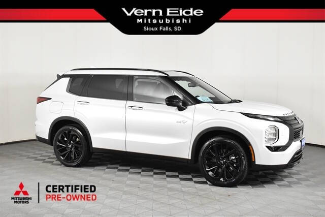 2025 Mitsubishi Outlander PHEV SEL Black Edition