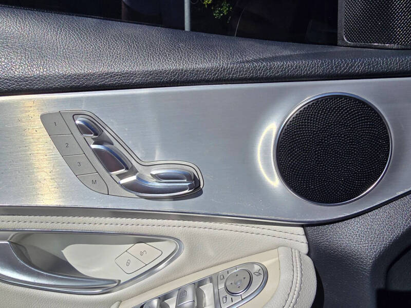 2015 Mercedes-Benz C-Class C 300 4MATIC