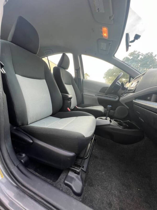 2012 Toyota Prius c Two