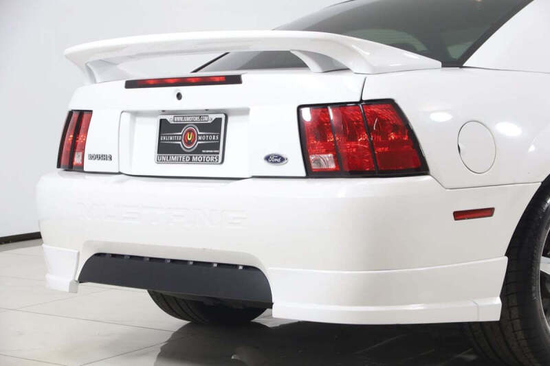 2002 Ford Mustang GT Deluxe