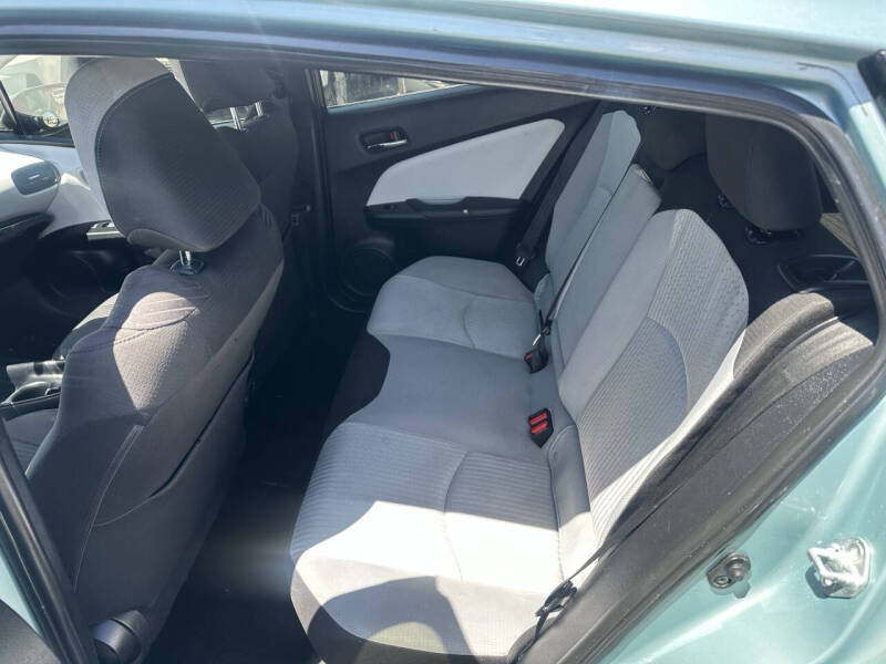 2017 Toyota Prius Two