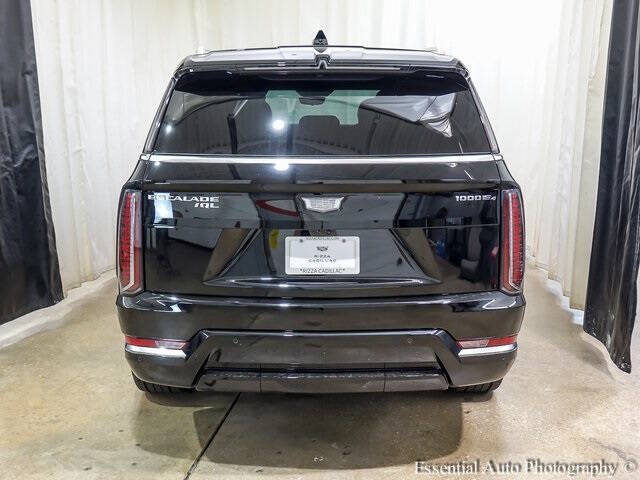 2026 Cadillac Escalade IQL Luxury