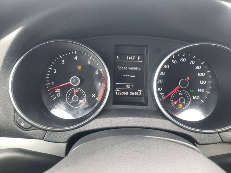 2011 Volkswagen Golf 2.5L PZEV