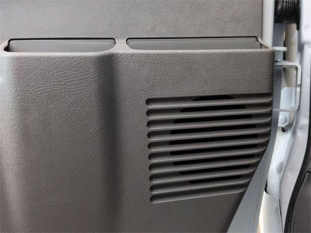 2025 Chevrolet Express 2500