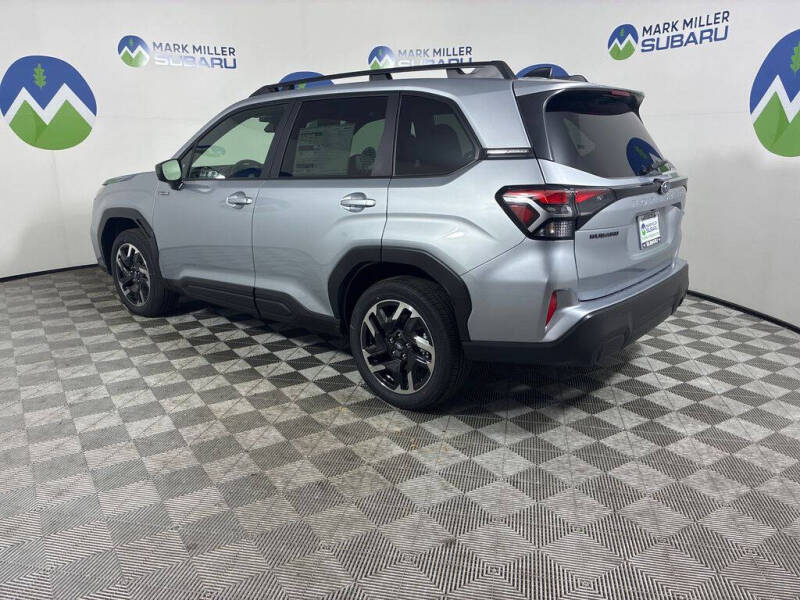 2025 Subaru Forester Premium Hybrid