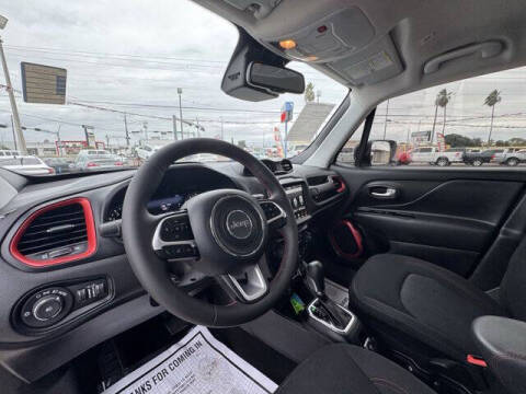 2023 Jeep Renegade Trailhawk