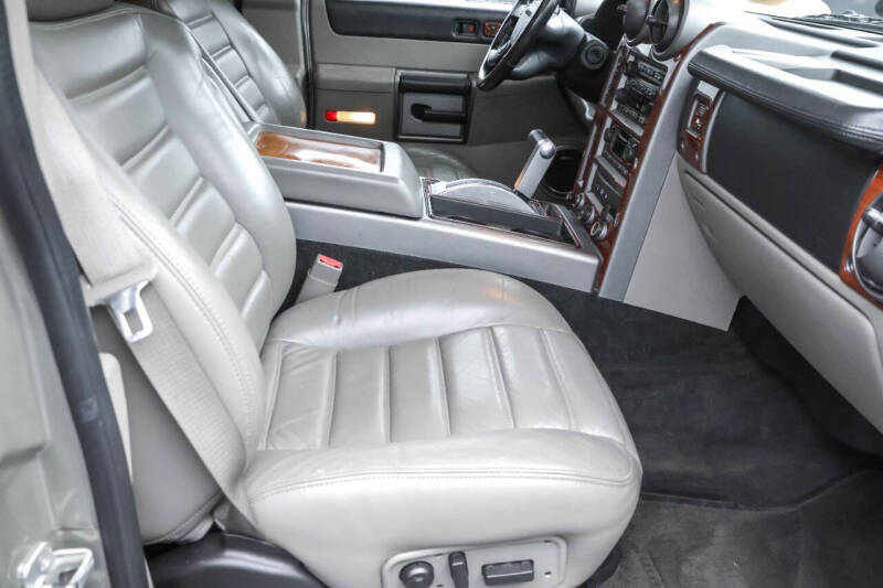 2003 HUMMER H2 Lux Series