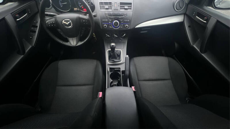 2012 Mazda MAZDA3 i Touring