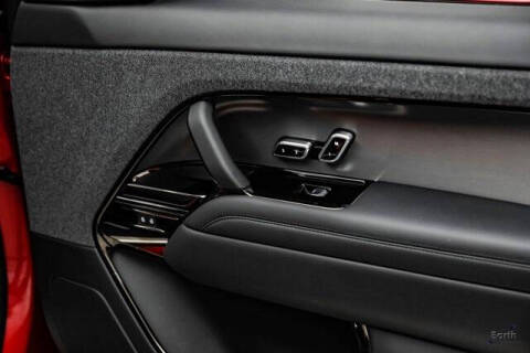 2024 Land Rover Range Rover Sport P360 SE