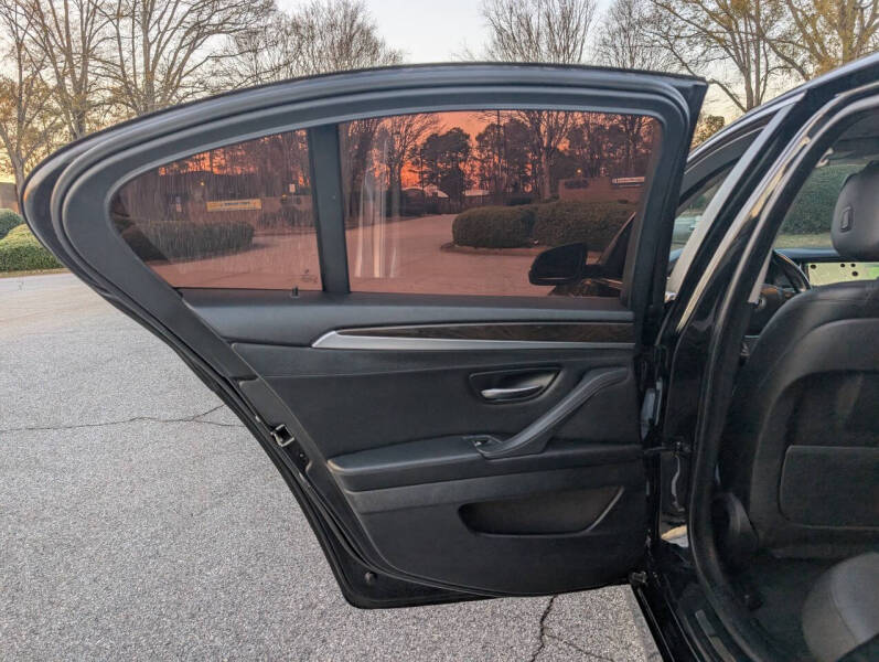 2015 BMW 5 Series 528i