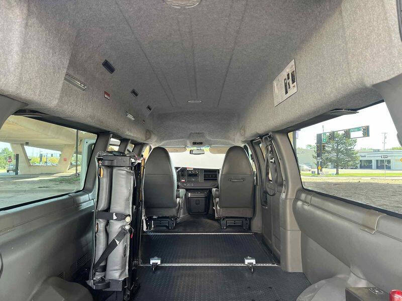 2010 Chevrolet Express LT 3500