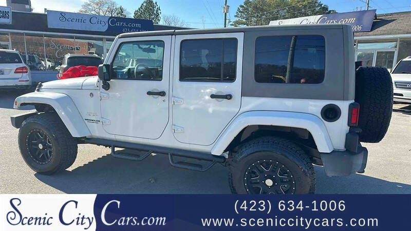 2010 Jeep Wrangler Unlimited Sahara