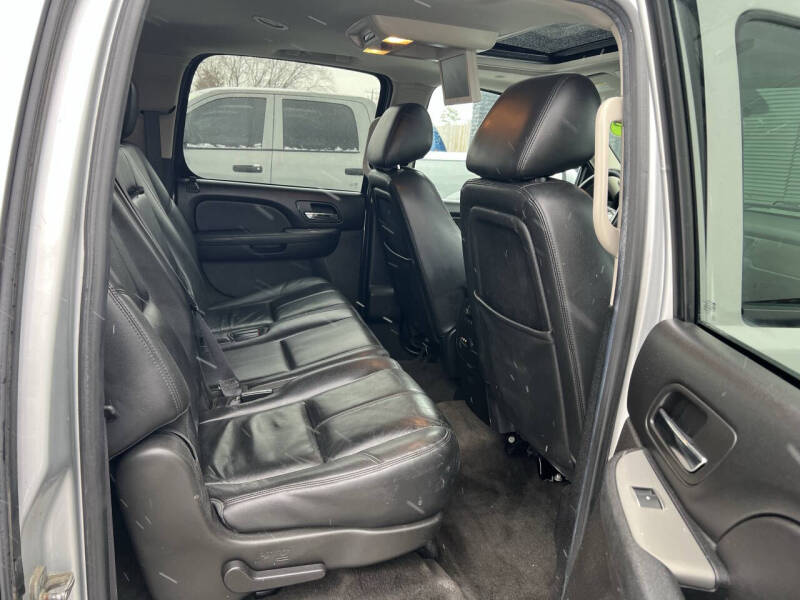 2013 Chevrolet Suburban LT