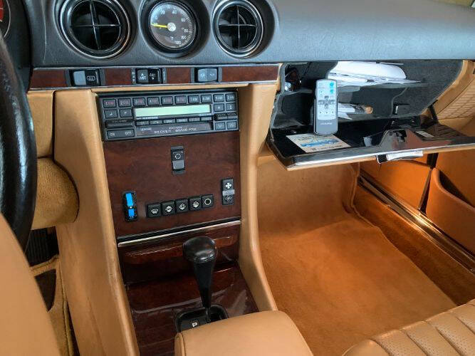 1989 Mercedes-Benz 560-Class 560 SL