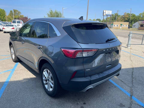 2021 Ford Escape SE