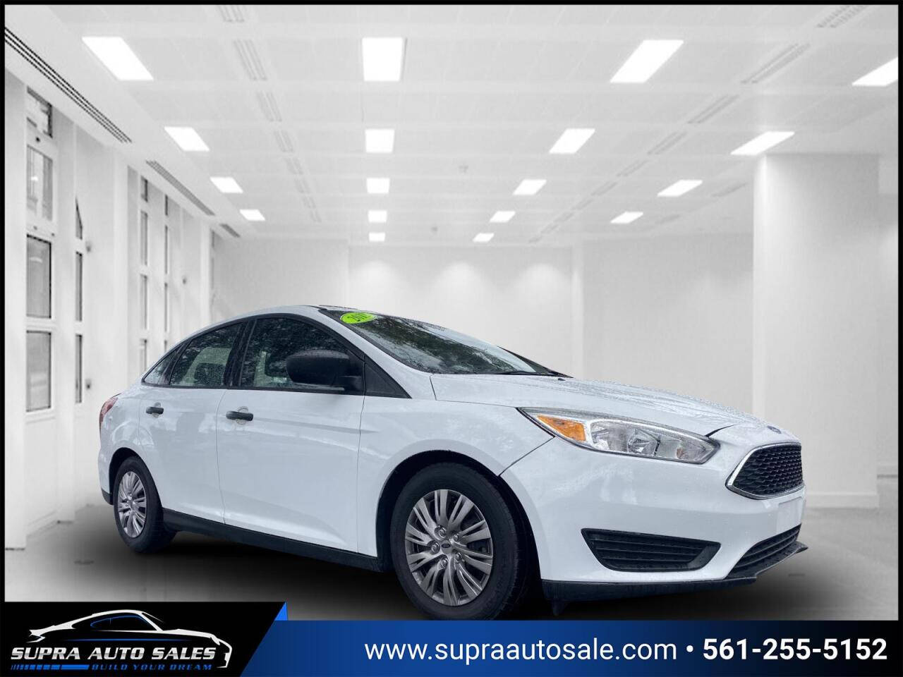 2016 Ford Focus  - $9,985