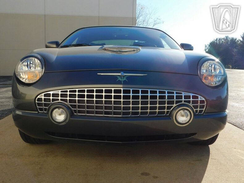 2003 Ford Thunderbird