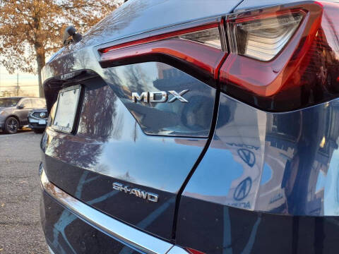 2025 Acura MDX SH-AWD w/Tech