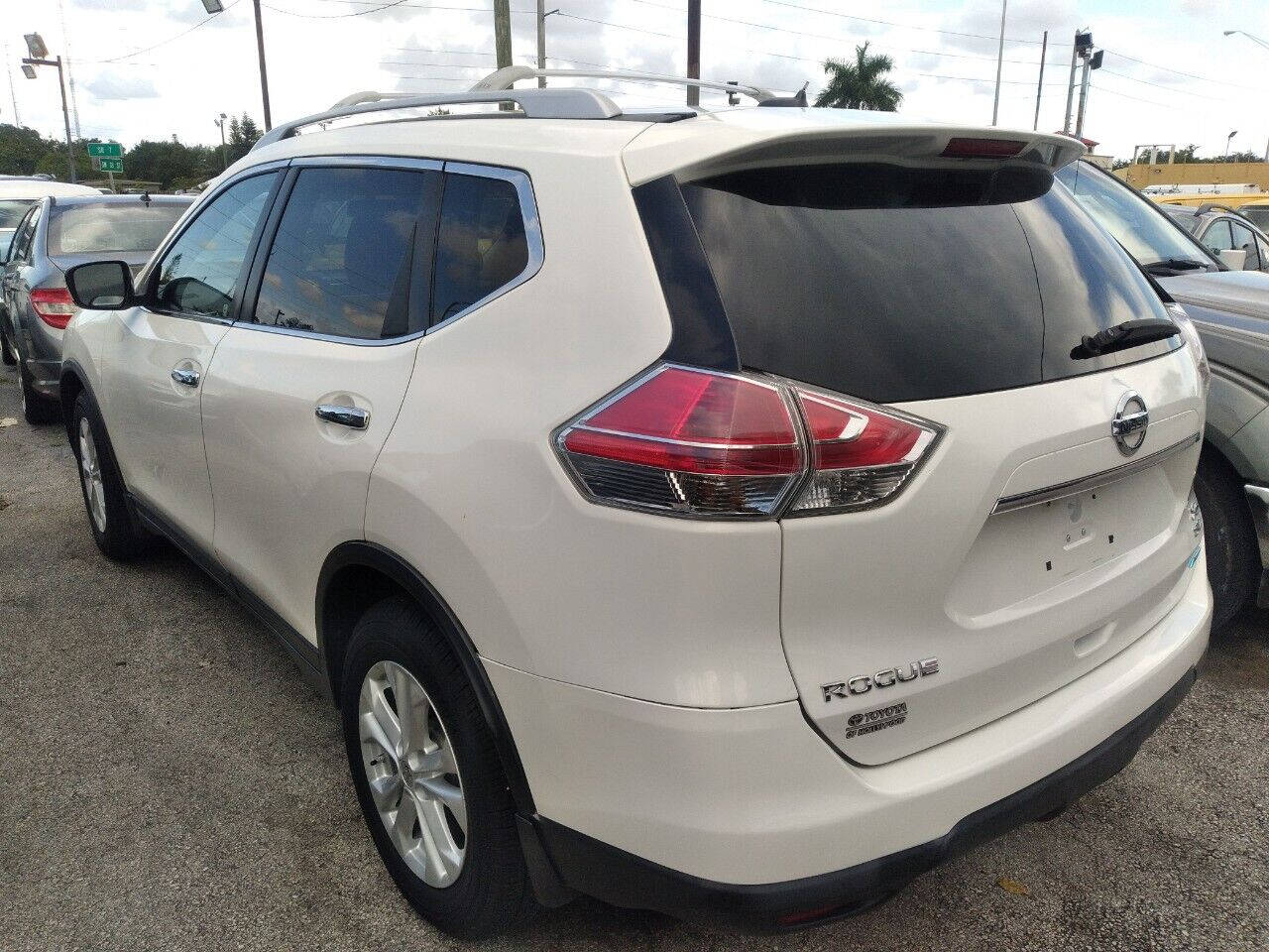 2014 NISSAN Rogue SUV / Crossover - $8,999