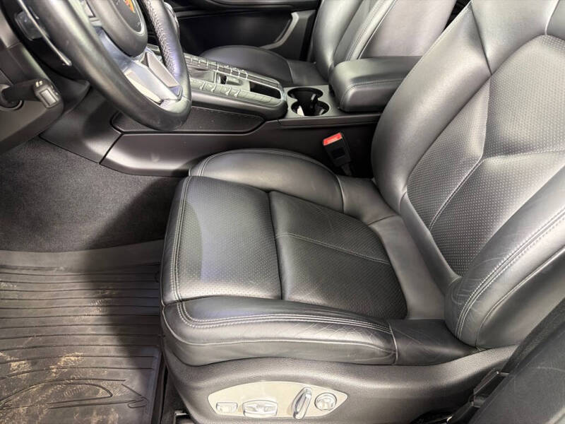 2018 Porsche Macan S