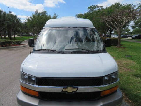 2017 Chevrolet Express 2500