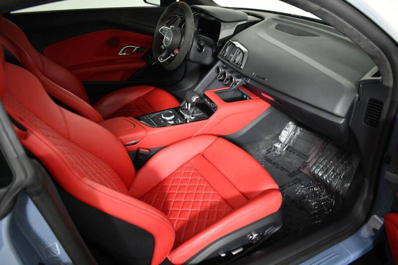 2023 Audi R8 5.2 quattro V10 performance