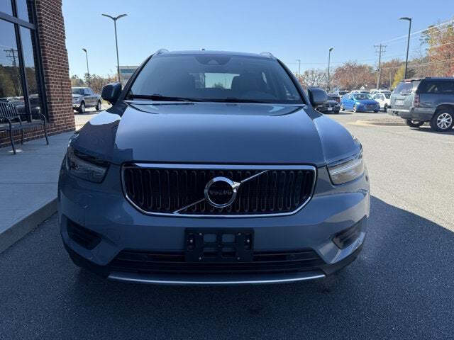 2020 Volvo XC40 T5 Momentum