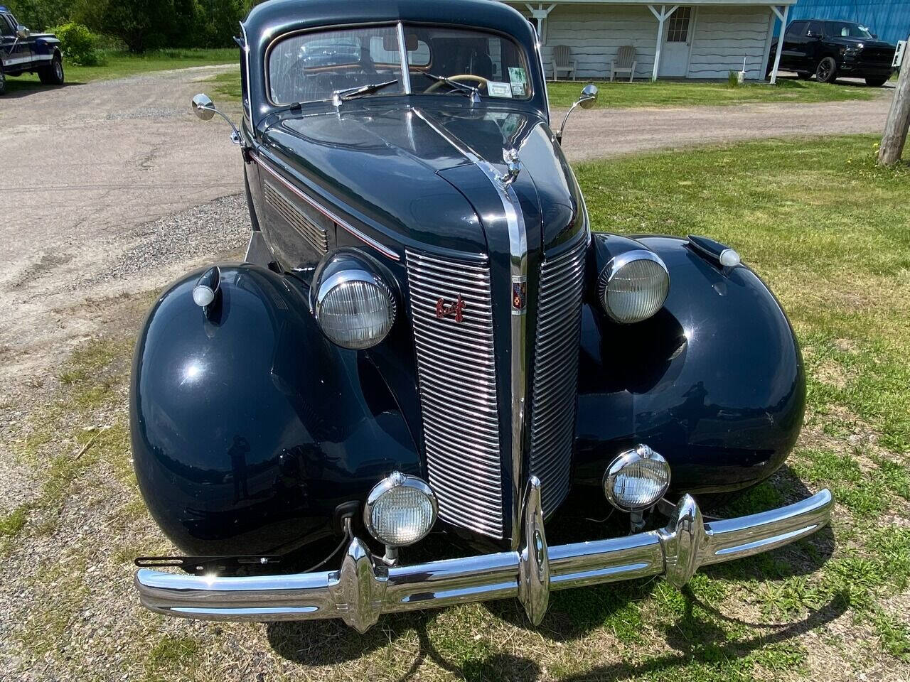 1937 Buick Special Sedan 16