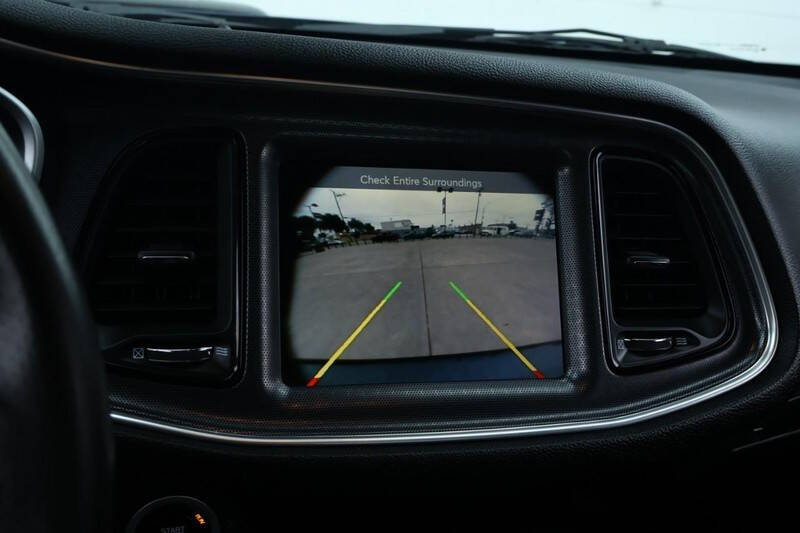 2016 Dodge Challenger 392 HEMI Scat Pack Shaker