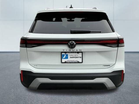 2025 Volkswagen Tiguan SE 4Motion