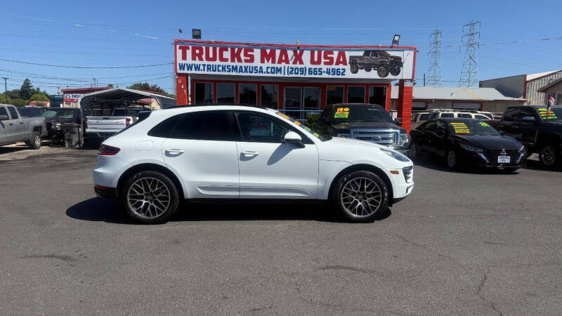 2016 Porsche Macan S