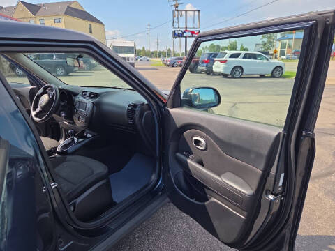 2017 Kia Soul +