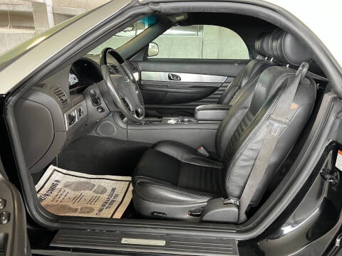 2002 Ford Thunderbird Deluxe