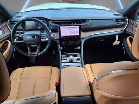 2025 Jeep Grand Cherokee L Summit