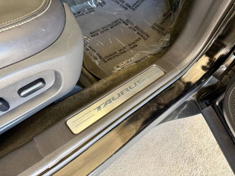 2012 Ford Taurus Limited