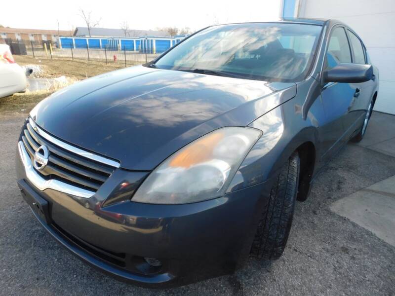 2009 Nissan Altima for sale at Safeway Auto Sales in Indianapolis IN