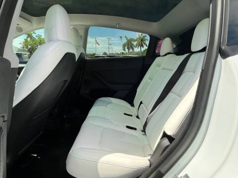 2023 Tesla Model Y Long Range