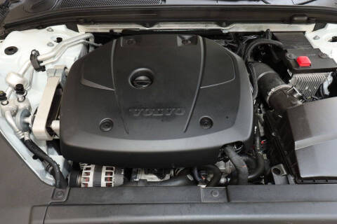 2019 Volvo S90 T5 Momentum